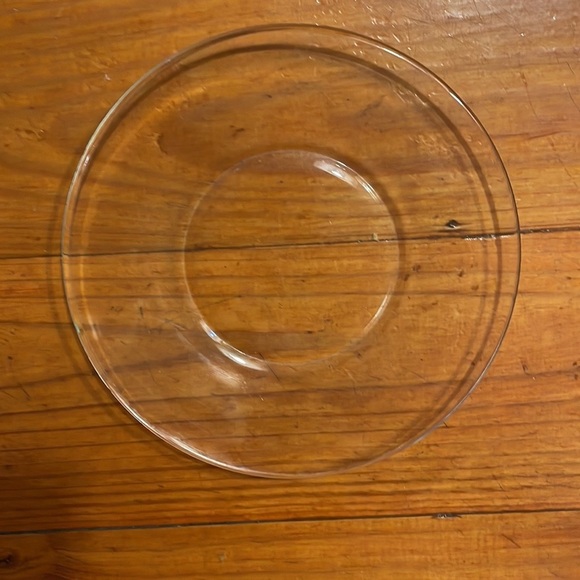 Set of EIGHT 8” heavyweight 1/4” thick curved edge glass salad dessert plates - Picture 8 of 15